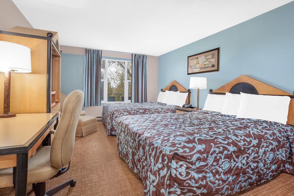 Belmont Inn Съдбъри Екстериор снимка