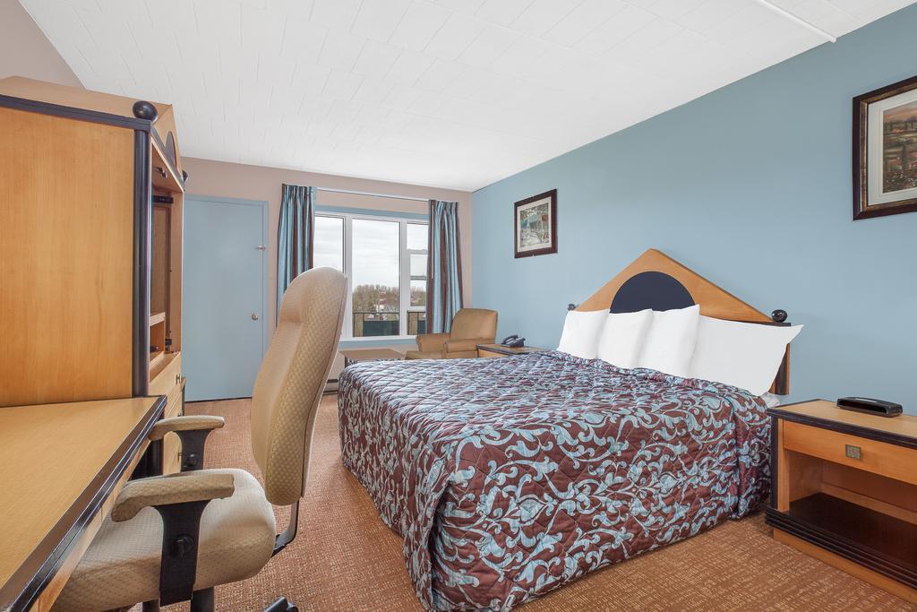 Belmont Inn Съдбъри Екстериор снимка