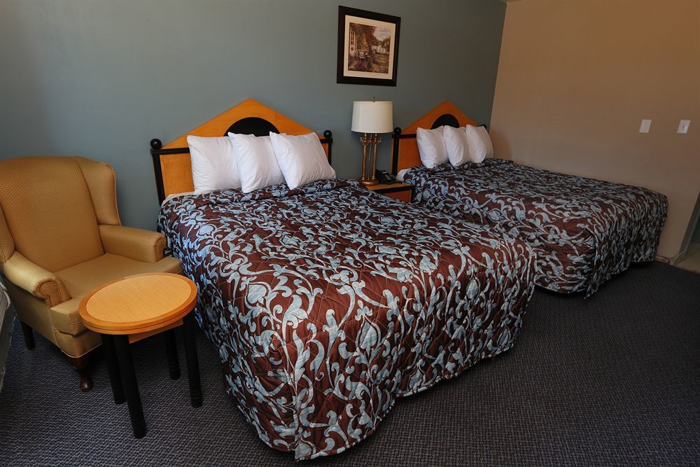 Belmont Inn Съдбъри Екстериор снимка