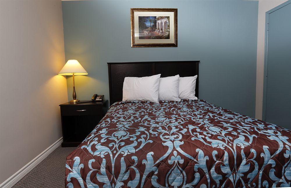 Belmont Inn Съдбъри Екстериор снимка